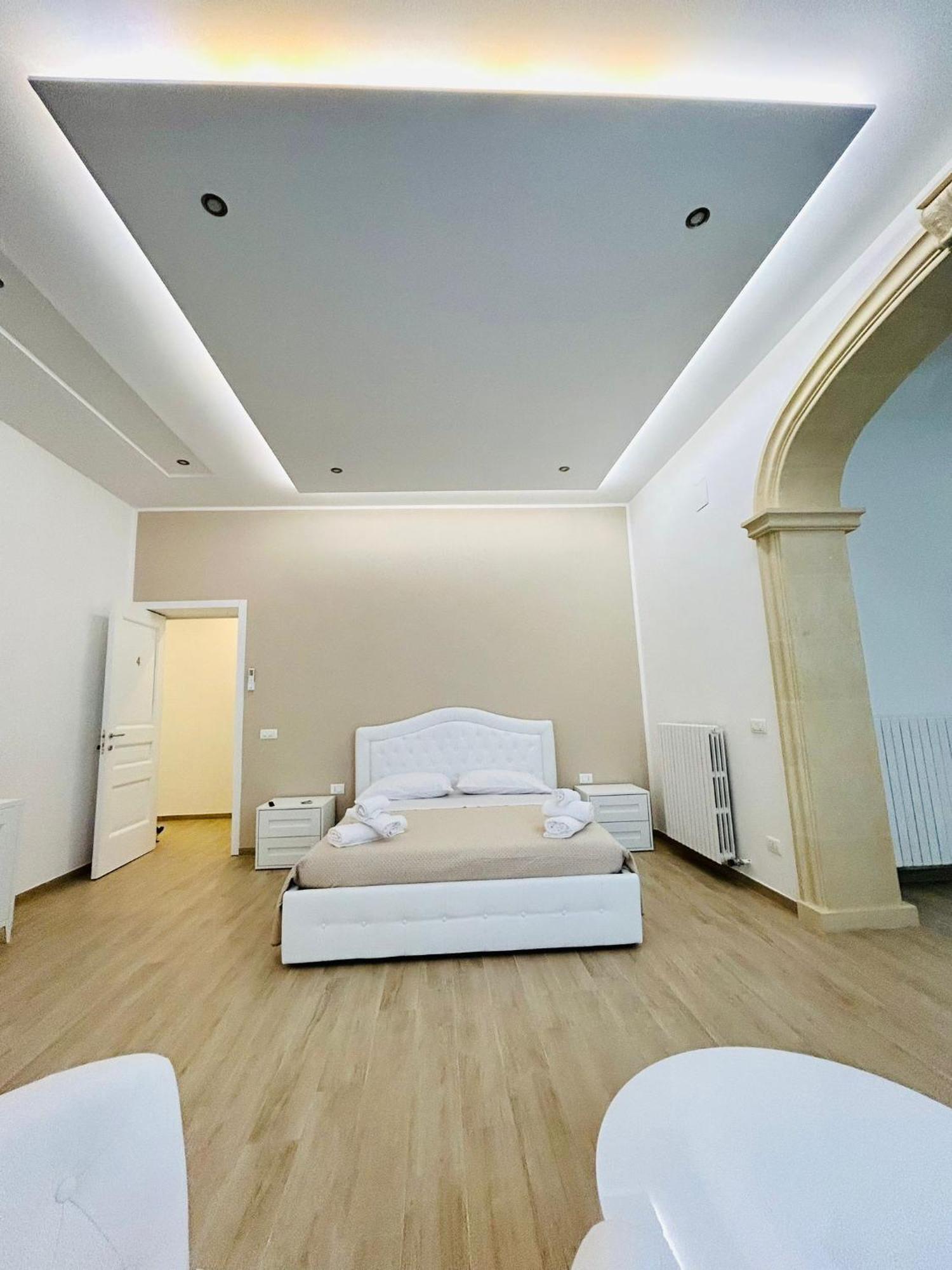 Bed E Suite Domar Brindisi Buitenkant foto