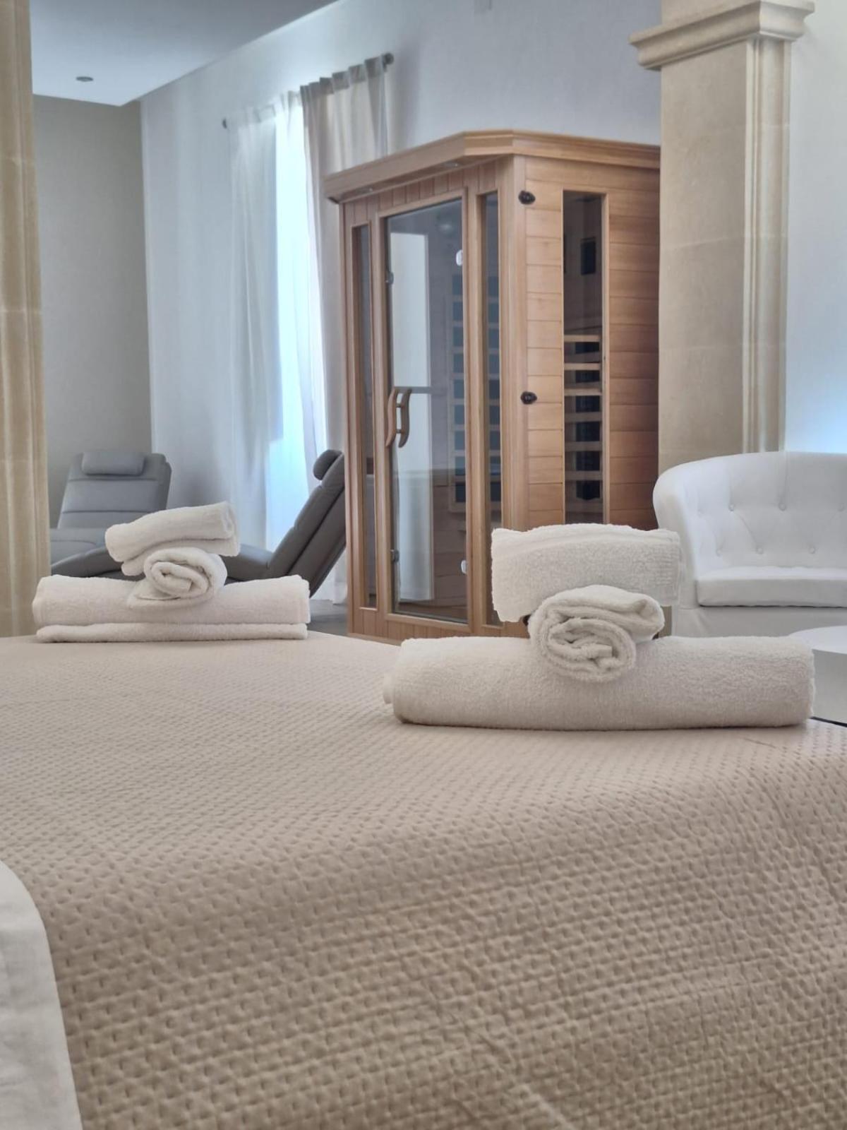 Bed E Suite Domar Brindisi Buitenkant foto