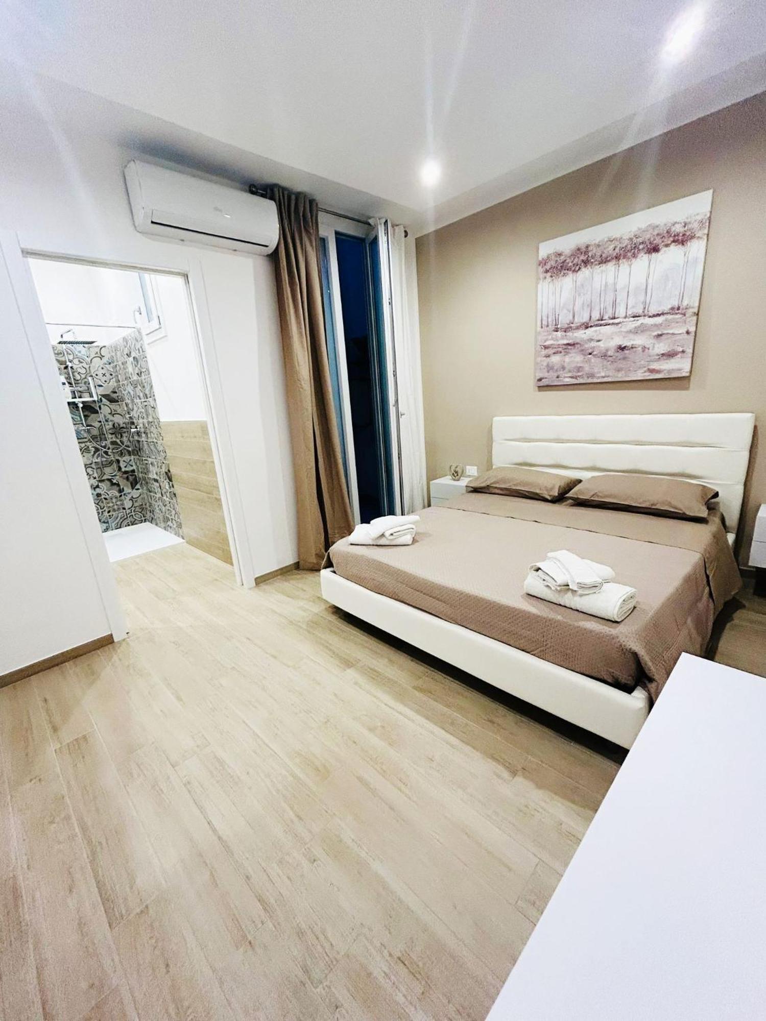 Bed E Suite Domar Brindisi Buitenkant foto